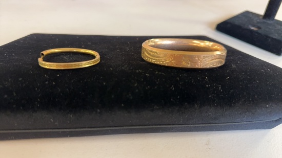 2 VINTAGE VICTORIAN BRACELETS