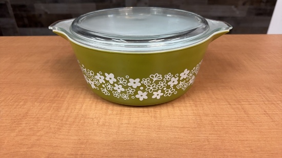 VTG PYREX 2-1/2 QT CASSEROLE DISH WITH LID