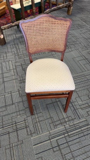 ANTIQUE FOLDING CHAIR.