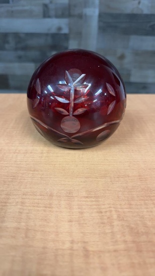 VTG RUBY CUT TO CLEAR GLASS ART PAPERWEIGHT