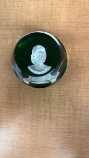1975 BACCARAT "ALEXANDER THE GREAT" PAPERWEIGHT