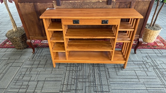 ENTRY/SOFA TABLE.