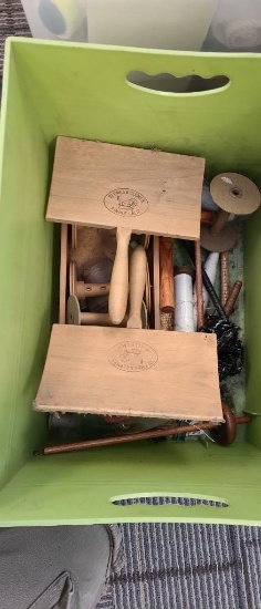 CLEMES & CLEMES HAND CARDERS & MORE YARD MAKING