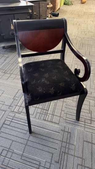 ASIAN DESIGN CHAIR.