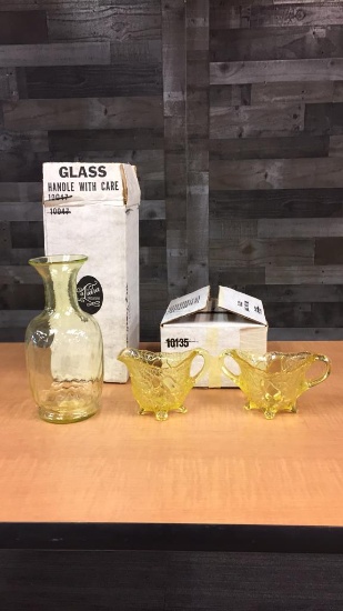 VTG TIARA GLASS YELLOW DISHWARE