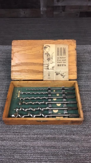 VINTAGE IRWIN AUGER 6PC BIT SET IN WOOD BOX