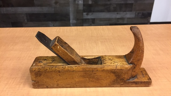 ANTIQUE WG GREEN 9.5" WOOD PLANE