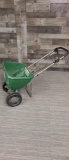 SCOTTS EDGEGUARD DLX BROADCAST SEED SPREADER