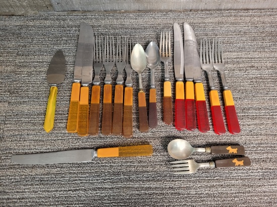 VTG BAKELITE SCOTTIE DOG & MORE UTENSILS