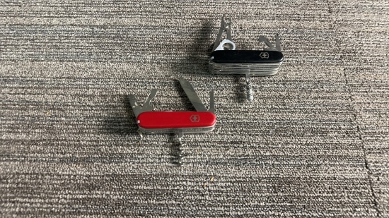 2) VICTORINOX ROSTFREI SWISS ARMY POCKET KNIVES