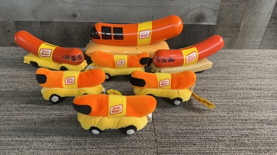 OSCAR MAYER WIENERMOBILE COIN BANKS & BEAN BAG TOY