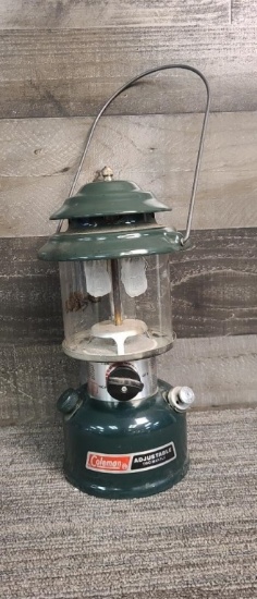 COLEMAN ADJUSTABLE TWO MANTLE LANTERN 288A700