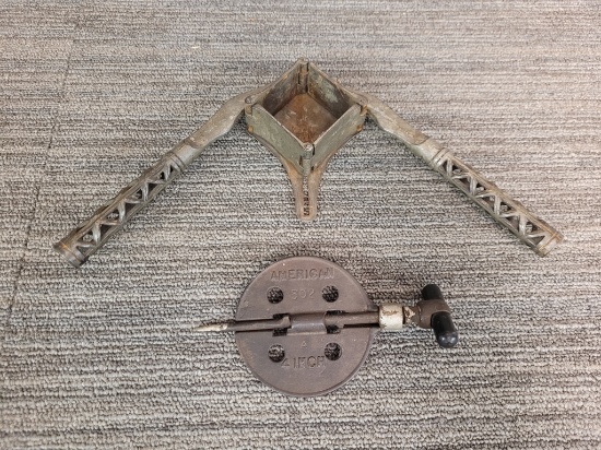 ANTIQUE LEMON SQUEEZER AND AMERICAN DAMPER