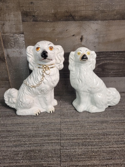 VTG STAFFORDSHIRE STYLE SPANIEL DOG SCULPTURES