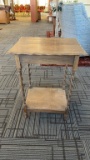ANTIQUE BARLEY TWIST SPINDLE LEG TABLE