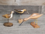 VTG HAND CARVED AND SIGNED DECOY SHORE BIRDS