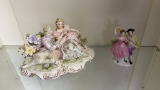 VTG VICTORIAN COUPLE MUSIC BOX LAMP