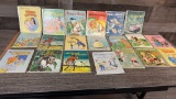 VTG CHILDREN'S BOOKS: LITTLE GOLDEN & A HAPPY DAY