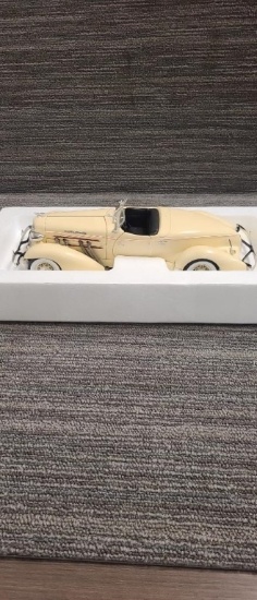 DIECAST - 1935 AUBURN BOATTAIL  SPEEDSTER