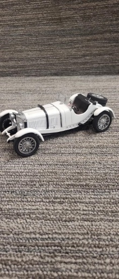 DIE-CAST -1931 MERCEDES-BENZ SSKL