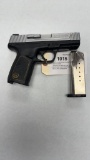 SMITH & WESSON SD40VE .40S&W SN#FWU6000