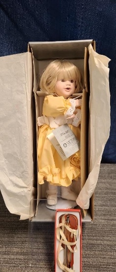 DOLL