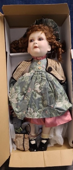 DOLL