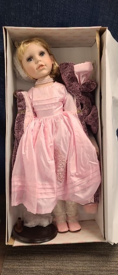 DOLL