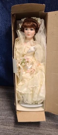 DOLL