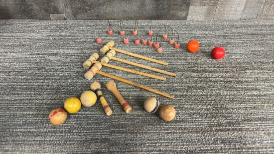 VTG WOOD TABLETOP CROQUET SET