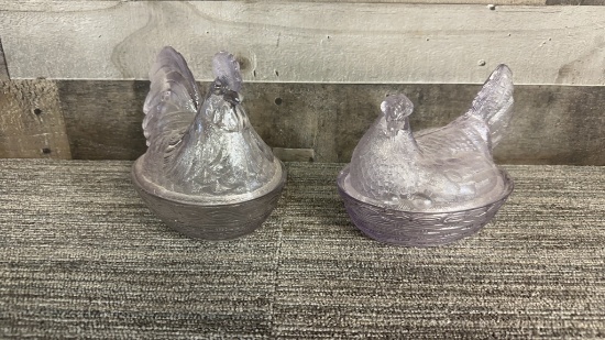 AMETHYST GLASS HEN & ROOSTER ON NESTS