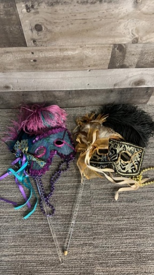 VTG MARDI GRAS MASKS WITH OSTRICH FEATHERS