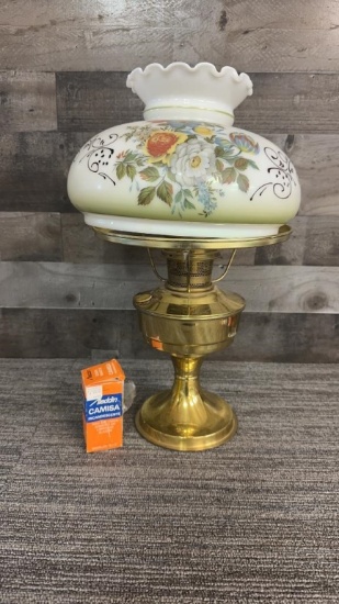 VTG ALADDIN OIL LAMP #23 WITH MILKGLAS SHADE