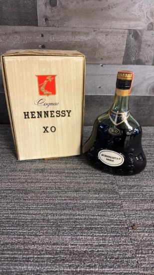 ANTIQUE JAS HENNESSY & CO. COGNAC XO