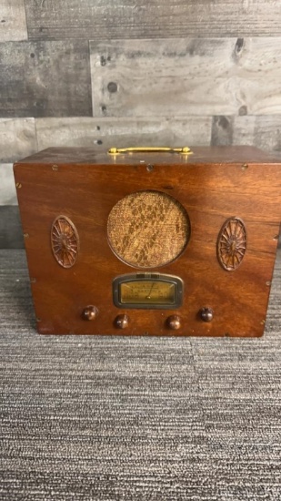 VTG TUBE RADIO