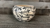 BLACK & WHITE ACOMA NM POTTERY BY JF ARAGON