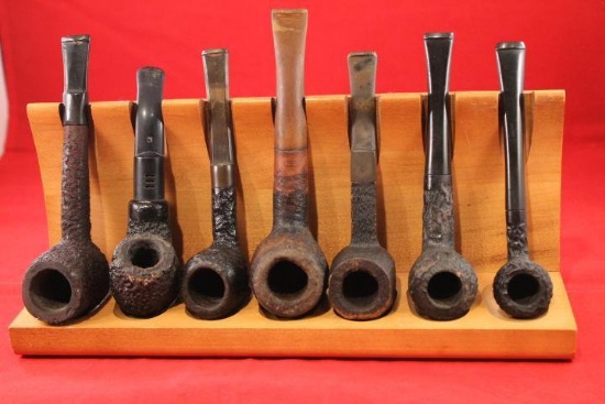 Light and Dark Pipe Lot - 1x Light Wood 7ct Pipe Stand, 7x Dark Finish Pipes