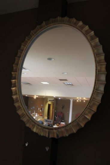 Oval Mirror 39"