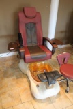 Gulfstream Pedicure/Massage Chair MN: 9622 with Gulfstream FootSpa Model: Daisy, Mfg. 2015