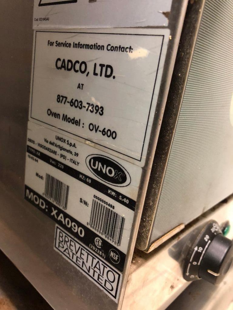 Cadco Uno X Commercial Countertop Convection Oven 220v MN:OV-600, XA090 |  Industrial Machinery & Equipment Food & Beverage Service Equipment Grocery  Store Equipment | Online Auctions | Proxibid