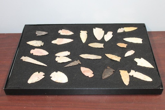 27 Arrowheads in Glass Top Display Case, Arrowhead Collection