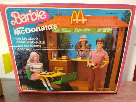 1982 Mattel Barbie Loves McDonald's Playset, As Is, Missing Some Pieces