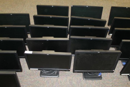 Lot of 10 HP Monitors