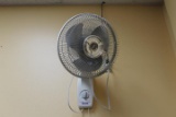 Air King Wall Mounted Variable Speed Osculating Fan