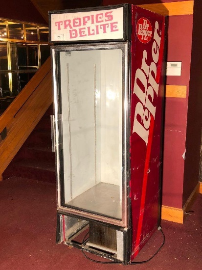 True Glass Door Merchandiser Cooler, Single Door w/o racks, Model: GDM-26, Dr Pepper Graphics