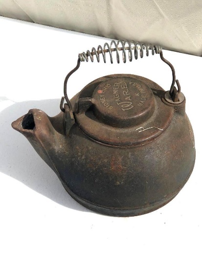 Wagner Ware Cast Iron Kettle