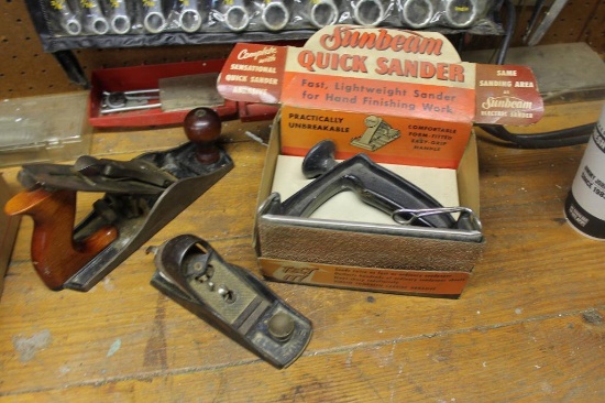 Lot of 3, 2 Hand Planes, 1 Vintage Quick Sander