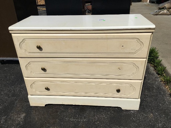 Three Drawer Chest of Drawers, White, Missing 2 Knobs
