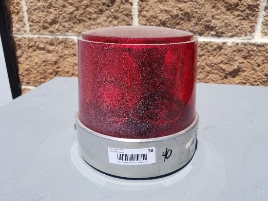 Federal Sign and Signal Corporation, Model 14 Light, Color Red