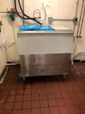 Large Ice Bin Hopper 32